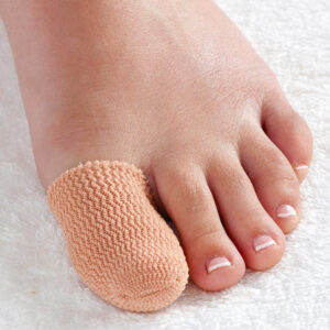 Gel lined mesh toe/finger cap